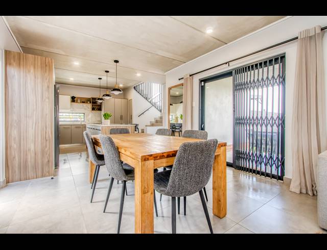 4 BEDROOM CLUSTER FOR SALE IN ALBERTSDAL